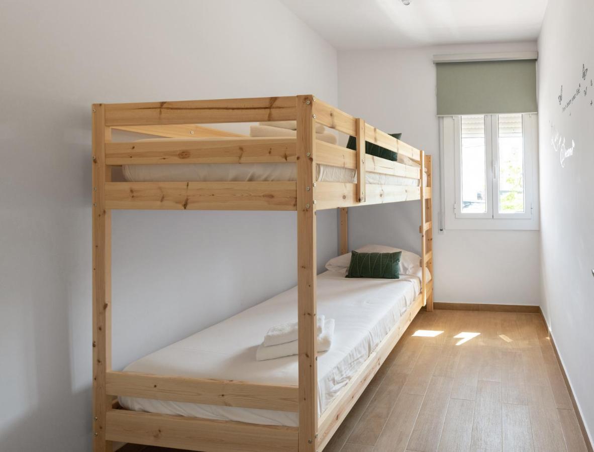 Maka Beach Apartment V كاستيلديفيلس المظهر الخارجي الصورة