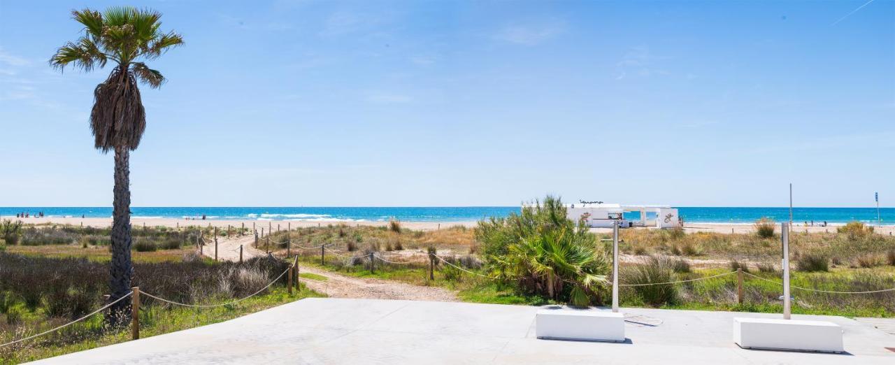 Maka Beach Apartment V كاستيلديفيلس المظهر الخارجي الصورة