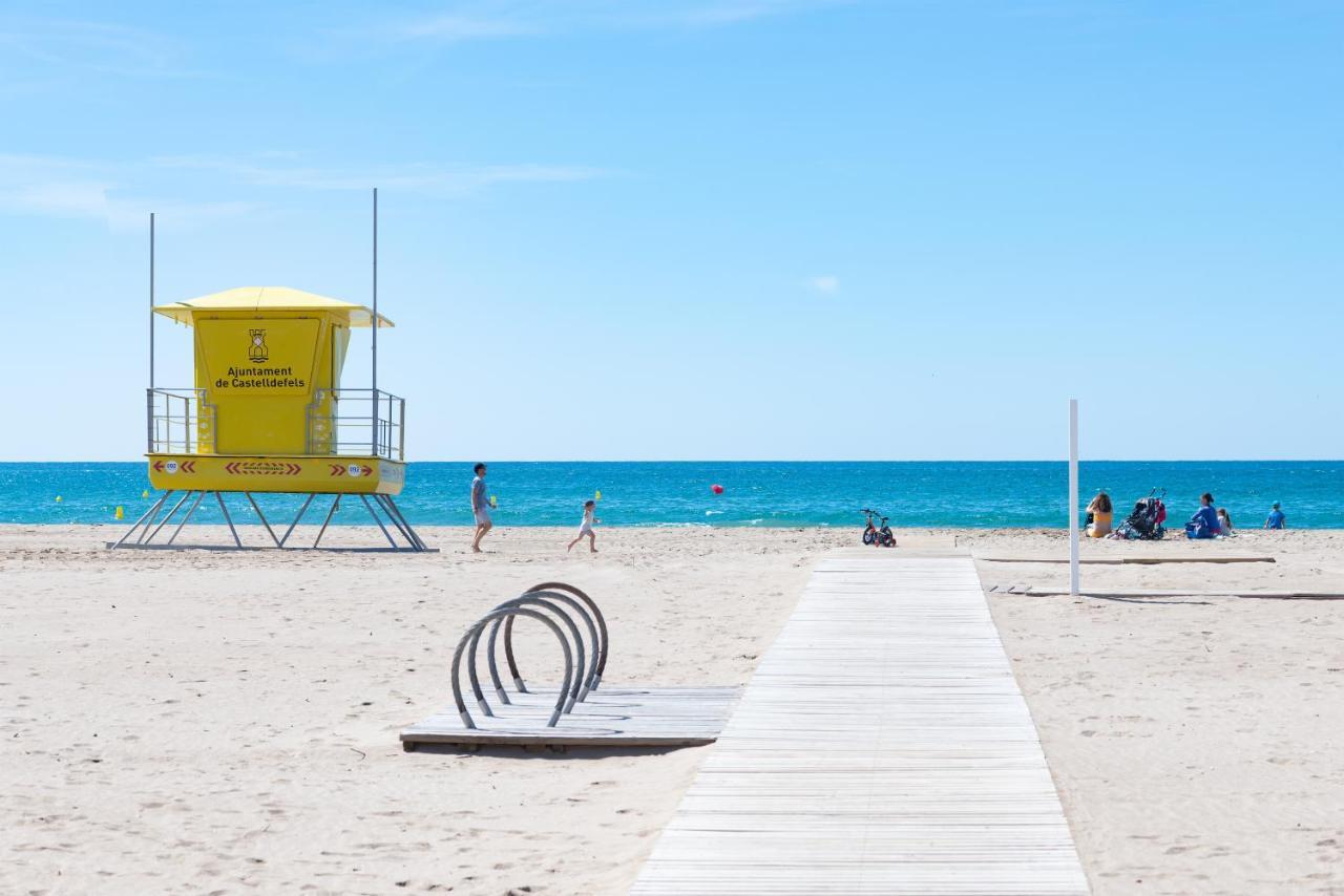 Maka Beach Apartment V كاستيلديفيلس المظهر الخارجي الصورة